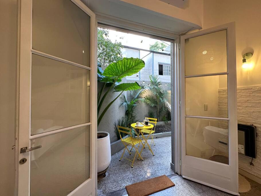 Encantador Apartamento Con Patio Buenos Aires Esterno foto